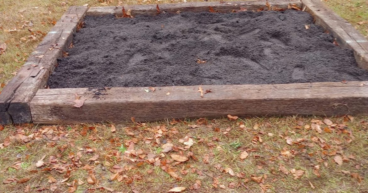 A New Garden Bed for Christmas