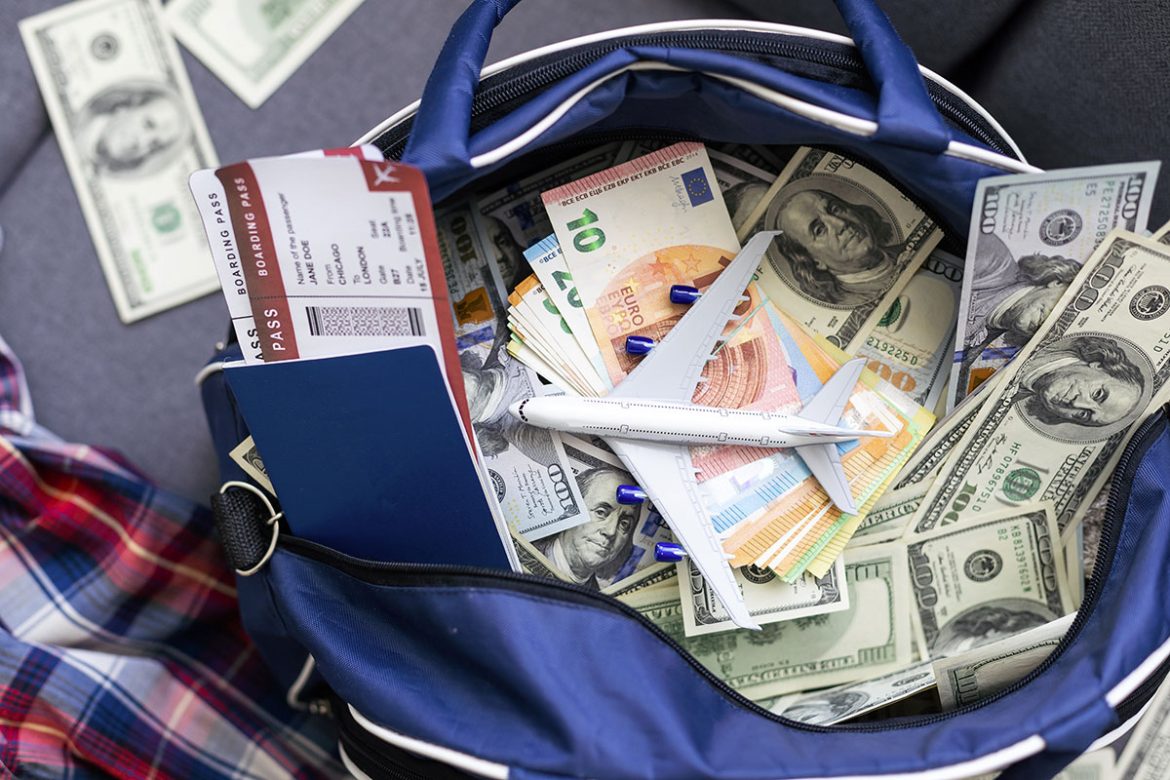 How to Travel with Cash