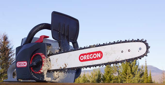 Oregon Cordless Chainsaw 16-inch Self-Sharpening